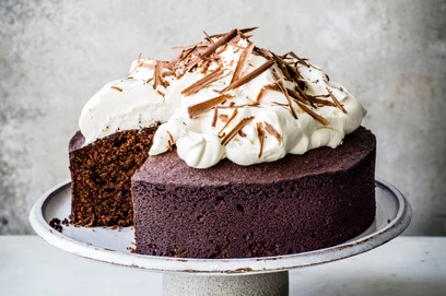 Chocolate almond cake with amaretto cream